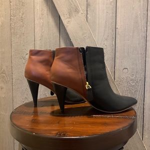 Dolce vita black and leather super cute booties! 8